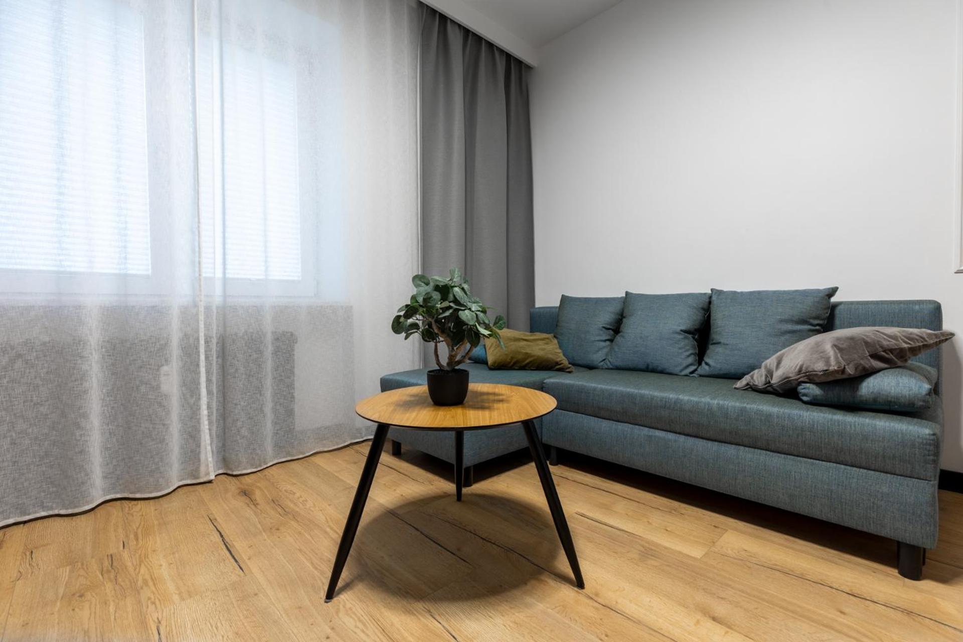 Zrodlowa Central Apartment: Ground Floor with Parking Kielce Exterior photo